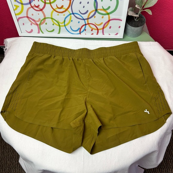 JoyLab Shorts Nwt Army Green Womens Everyday Shorts With Liner And